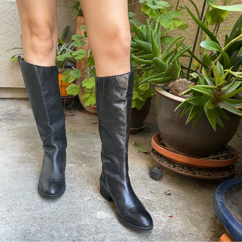 Vintage black Steve Madden all leather riding boots